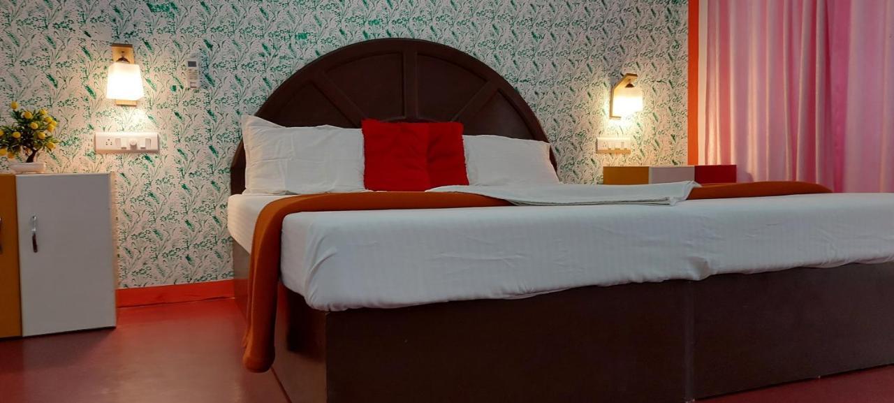 Marari Phoenix Beach Homestay Марарикулам Экстерьер фото