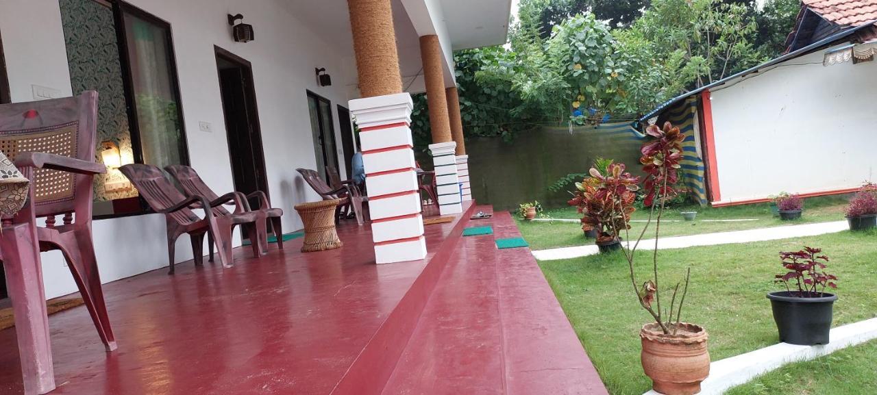 Marari Phoenix Beach Homestay Марарикулам Экстерьер фото