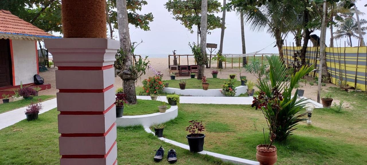 Marari Phoenix Beach Homestay Марарикулам Экстерьер фото
