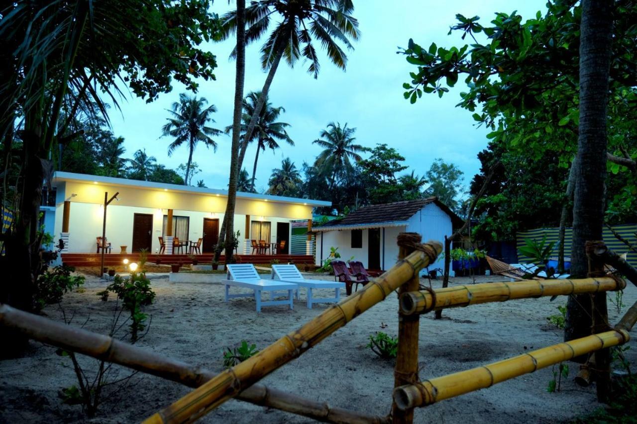 Marari Phoenix Beach Homestay Марарикулам Экстерьер фото