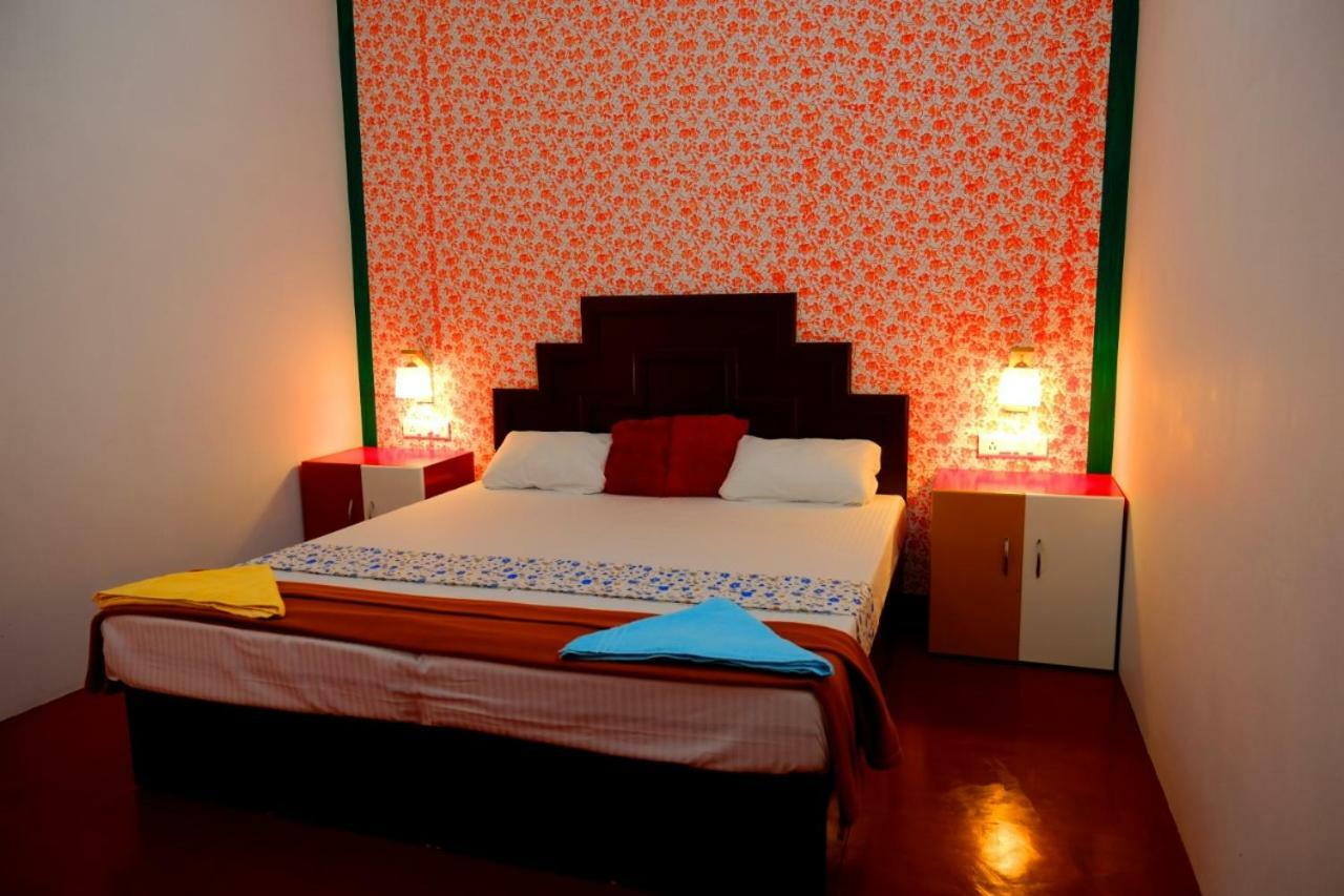 Marari Phoenix Beach Homestay Марарикулам Экстерьер фото