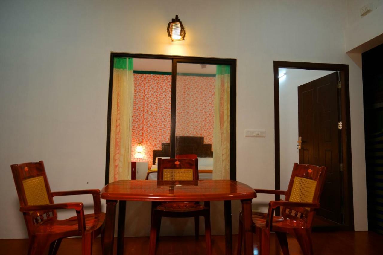 Marari Phoenix Beach Homestay Марарикулам Экстерьер фото