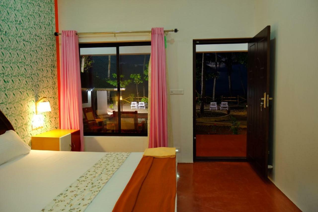 Marari Phoenix Beach Homestay Марарикулам Экстерьер фото